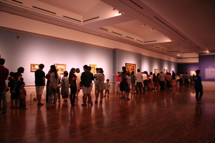 Visitors in the Daejeon Museum of Art galleries